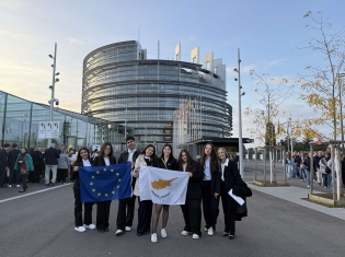 0 02 0b 0cad7f405b4546941521298791001e5f2e7aae3435a26f6b1d070bd95a23917c E653fe6c06d40a2e.jpg