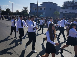 0 02 0b 778d25f0ea99cf313f530377f676a5d00e1c16f324d9c2b9a943db6e8c8a3c1e 152f97186e9ebd5f.jpg