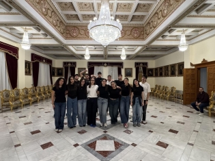 0 02 0b 8386a8112df126743557338c25ae003c1a5afdc68b7e0c42ac86e25c9c332832 46b9b0315e9aa1d6.jpg