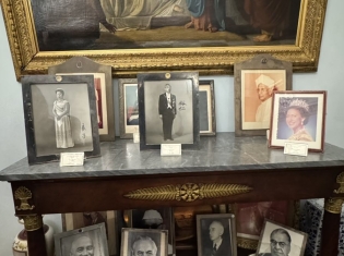 0 02 0b 9d55e771673ced12cc032d3d409c80233b4cc426db06892b8591c92ca556b94b 7cf77a931fbc593a.jpg