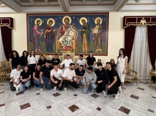 0 02 0b F563d02947d458ea59cde669df1a3069a26db879ff757c44eb60f2dc3d919a8f 44fb47dc09cc62c.jpg